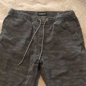 American Eagle Joggers